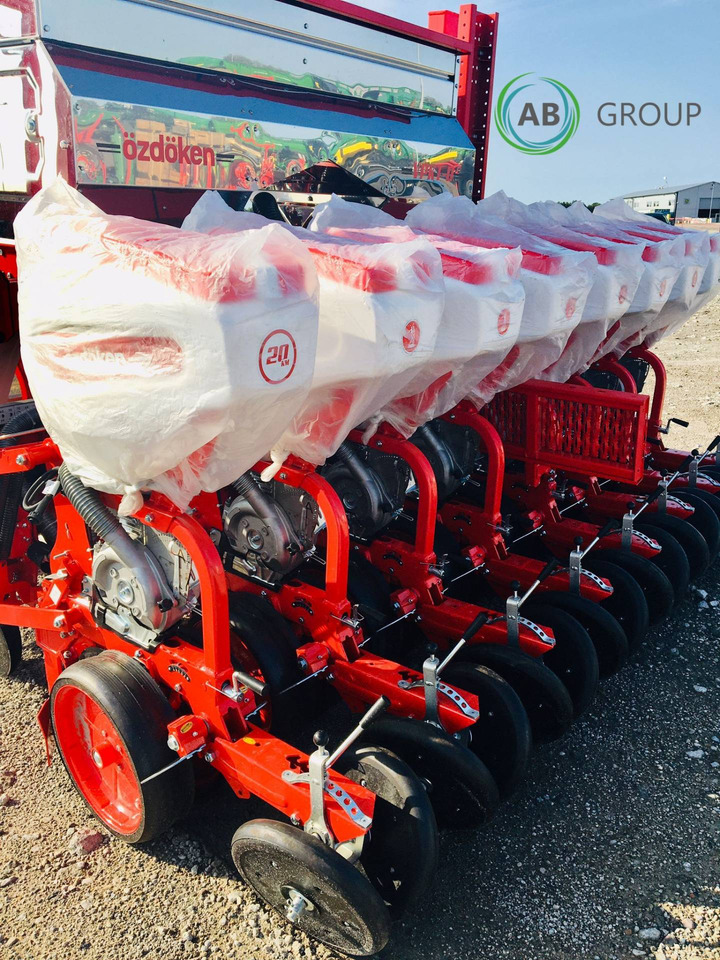 Ozdoken VPKT-DG8 eight-row pneumatic precision seeder with depth fertilization - آلة نثر البذور الدقيقة: صورة 5 Ozdoken VPKT-DG8 eight-row pneumatic precision seeder with depth fertilization - آلة نثر البذور الدقيقة: صورة 5