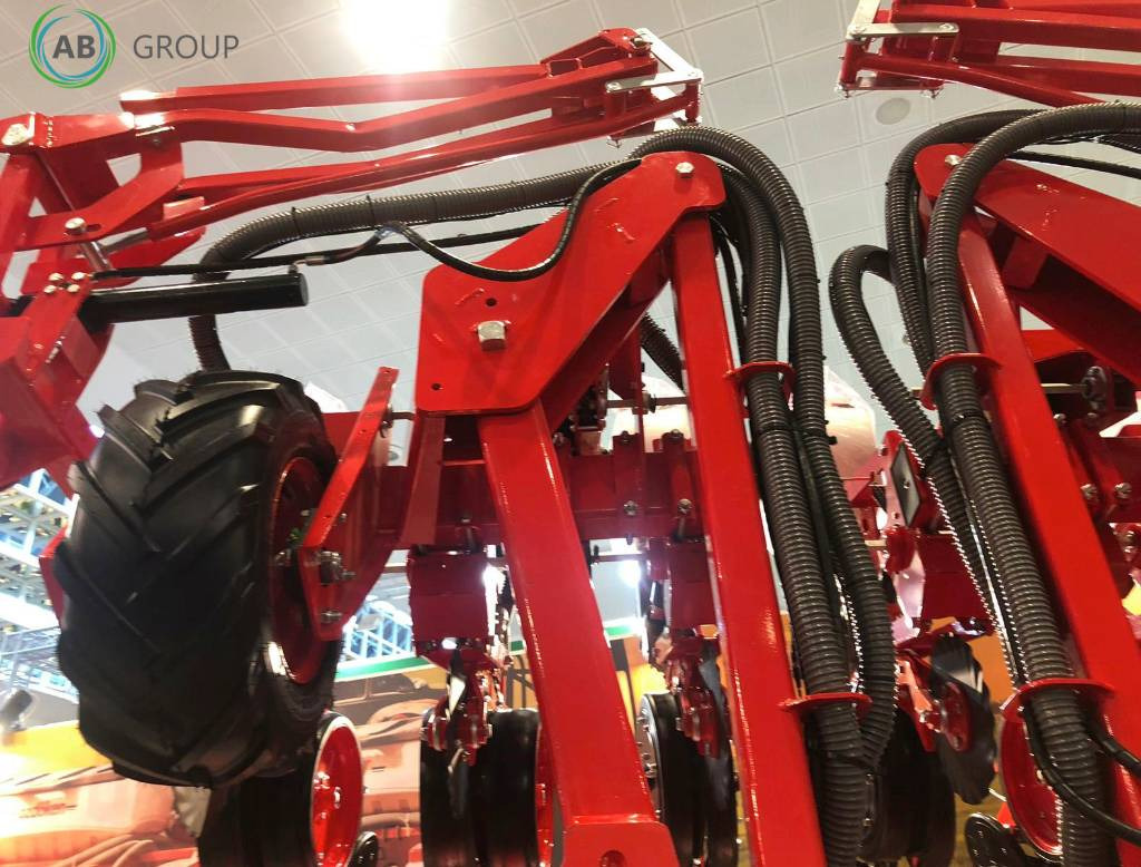 Ozdoken precision planter Octopus D12 - آلة نثر البذور الدقيقة: صورة 5 Ozdoken precision planter Octopus D12 - آلة نثر البذور الدقيقة: صورة 5