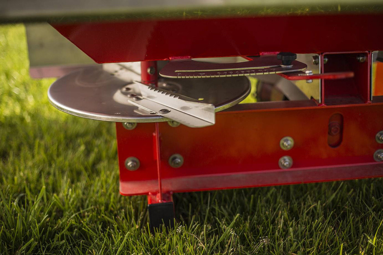 Rozsiewacz do nawozów JUNIOR II ( 600kg, 800kg, 1000kg, 1200kg, ) - آلة رش السماد: صورة 3 Rozsiewacz do nawozów JUNIOR II ( 600kg, 800kg, 1000kg, 1200kg, ) - آلة رش السماد: صورة 3