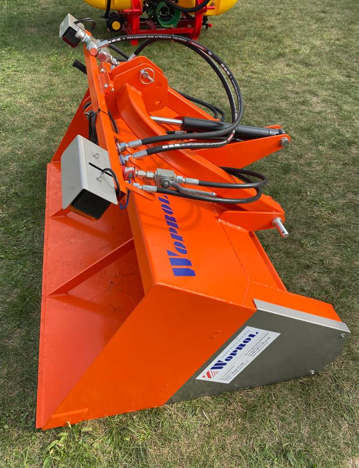 Self-loading Drop Spreader WOPROL PSO 1.2m - مفرشة الرمل/ الملح: صورة 1 Self-loading Drop Spreader WOPROL PSO 1.2m - مفرشة الرمل/ الملح: صورة 1