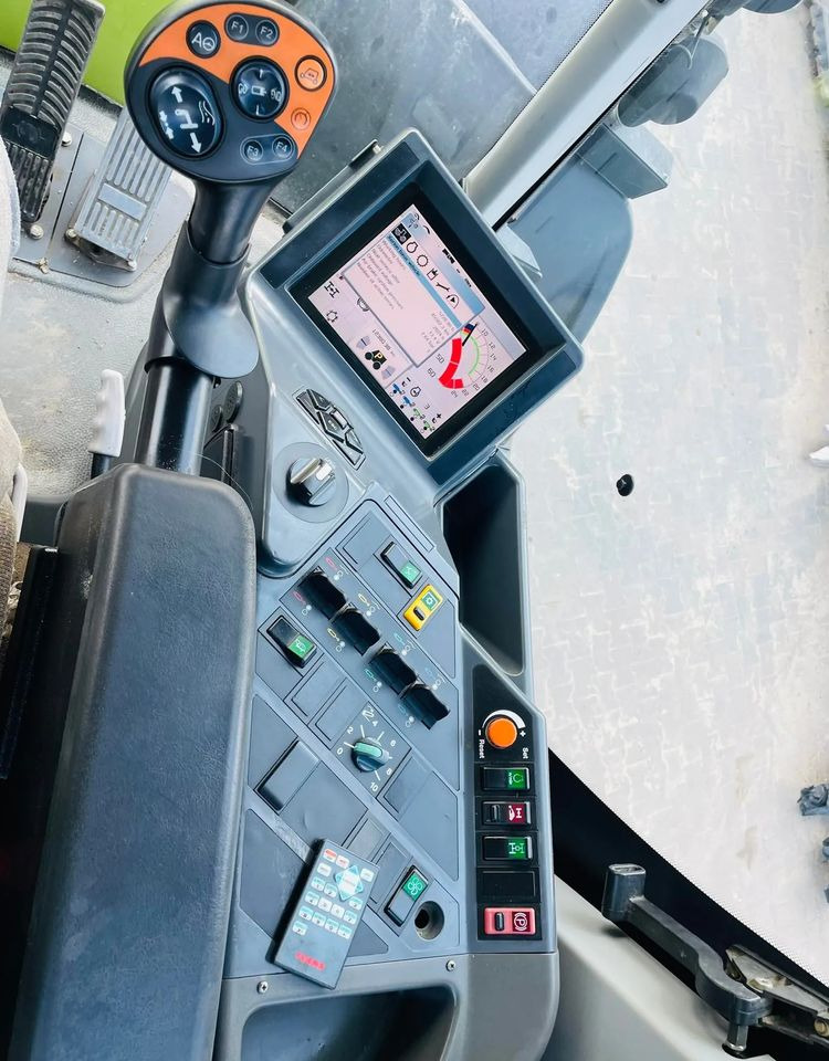 جرار Claas 3800 TRAC VC: صورة 11