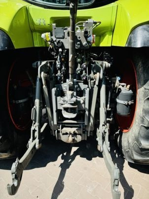 جرار Claas ARION 650 CEBIS: صورة 9