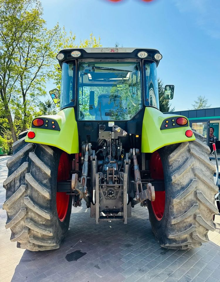 Claas Arion 410 - جرار: صورة 3 Claas Arion 410 - جرار: صورة 3