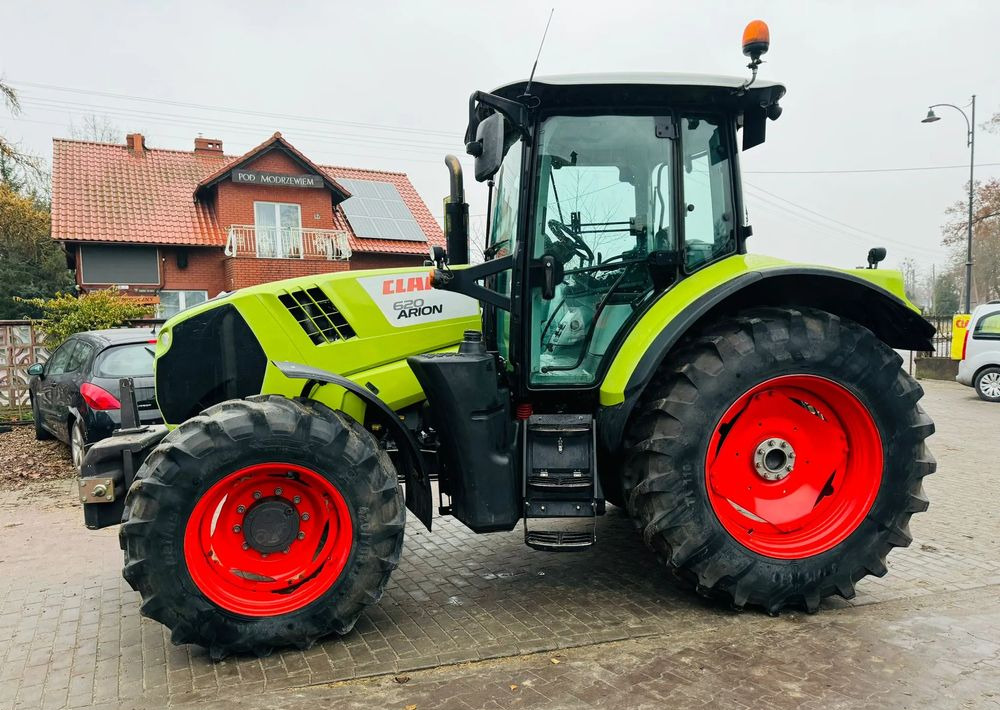 Claas Arion 620 - جرار: صورة 3 Claas Arion 620 - جرار: صورة 3