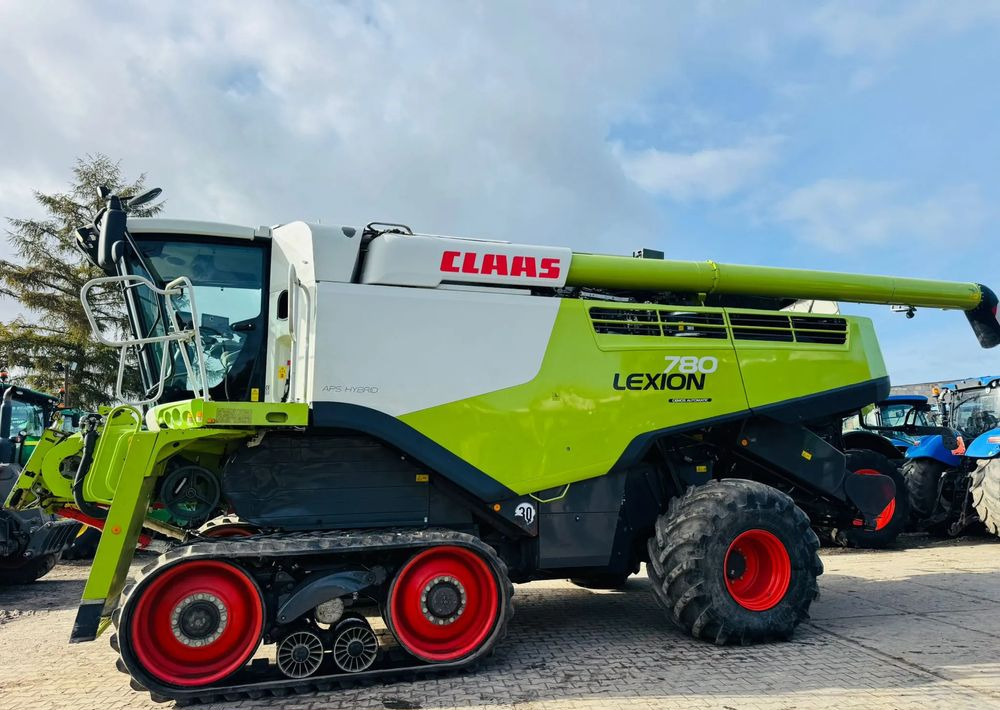Claas Lexion 780 TT - حصادة موحَّدة: صورة 1 Claas Lexion 780 TT - حصادة موحَّدة: صورة 1