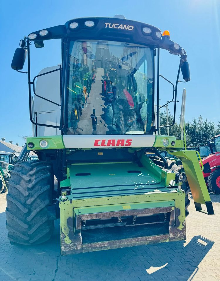 Claas Tucano 450 - حصادة موحَّدة: صورة 4 Claas Tucano 450 - حصادة موحَّدة: صورة 4