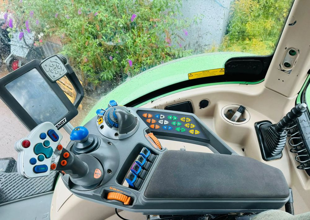 جرار Fendt 724 VARIO PROFI: صورة 8