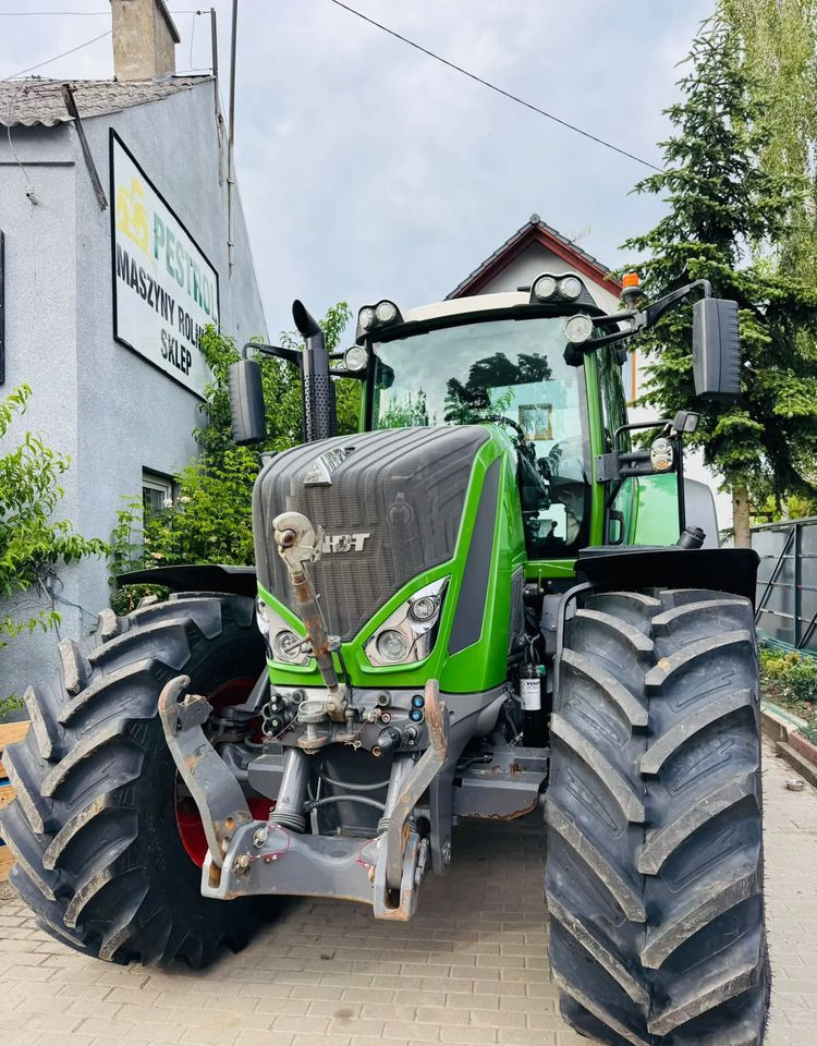 Fendt 828 Vario Profi Plus - جرار: صورة 2 Fendt 828 Vario Profi Plus - جرار: صورة 2