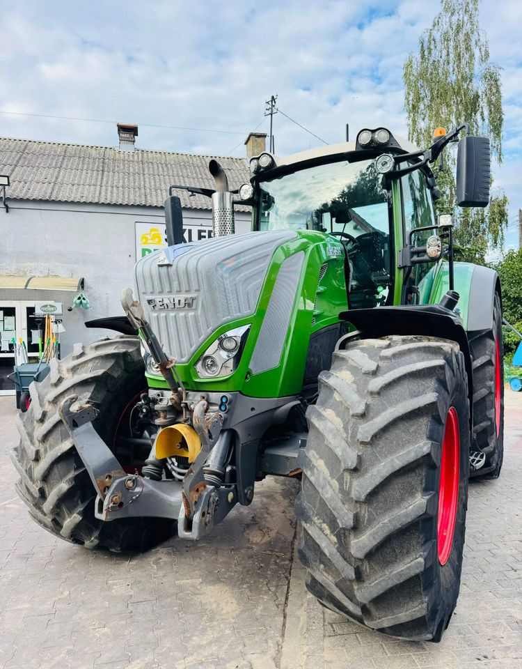 Fendt 828 Vario Profi Plus - جرار: صورة 1 Fendt 828 Vario Profi Plus - جرار: صورة 1