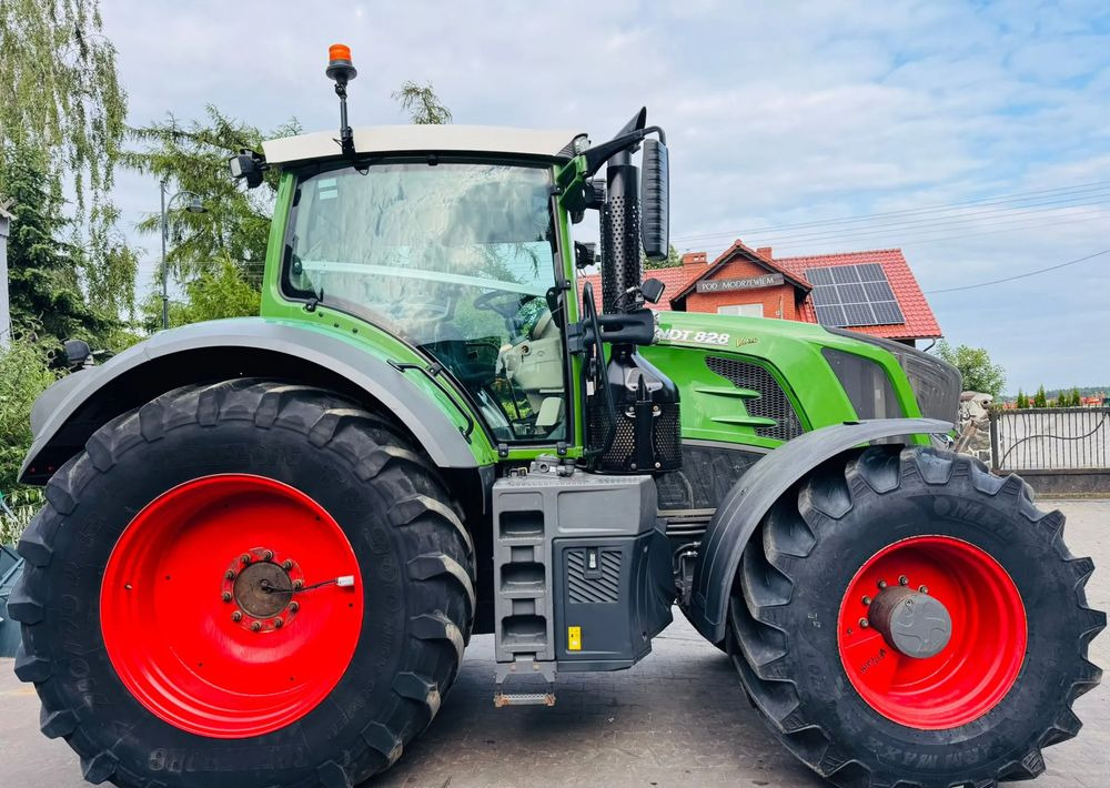 Fendt 828 Vario Profi Plus - جرار: صورة 5 Fendt 828 Vario Profi Plus - جرار: صورة 5