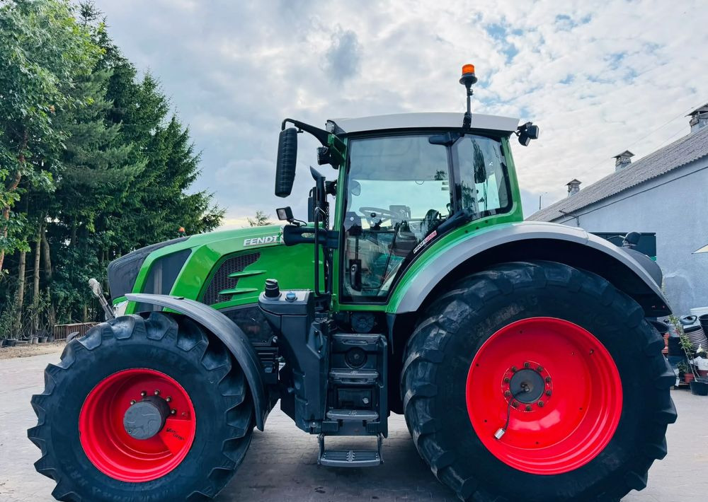 Fendt 828 Vario Profi Plus - جرار: صورة 4 Fendt 828 Vario Profi Plus - جرار: صورة 4