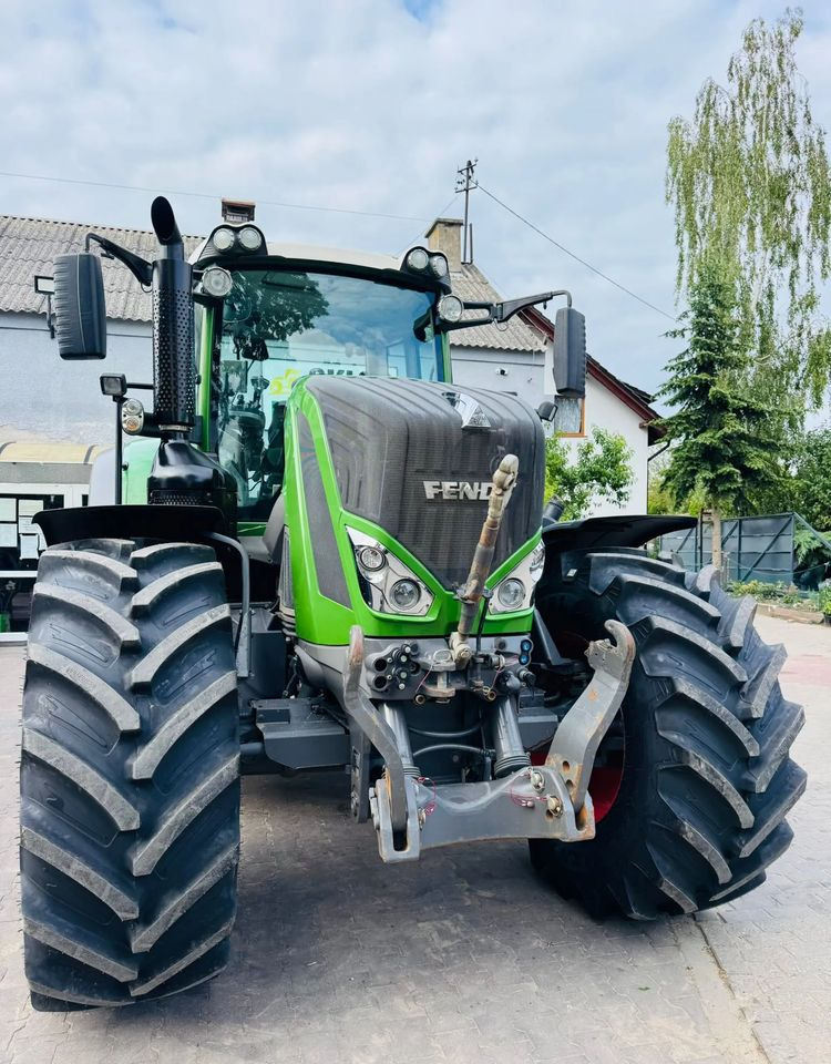 Fendt 828 Vario profi PLUS - جرار: صورة 4 Fendt 828 Vario profi PLUS - جرار: صورة 4