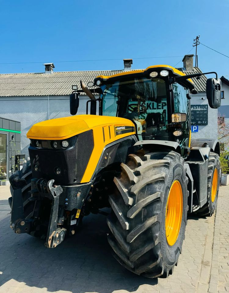JCB Fastrac 4220 - جرار: صورة 3 JCB Fastrac 4220 - جرار: صورة 3