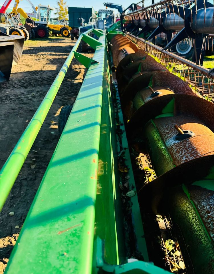 John Deere 630R - حصادة برأس ملحق: صورة 5 John Deere 630R - حصادة برأس ملحق: صورة 5