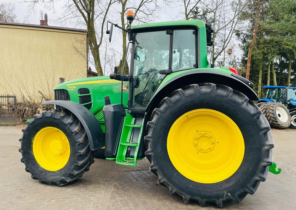 John Deere 7430 - جرار: صورة 4 John Deere 7430 - جرار: صورة 4