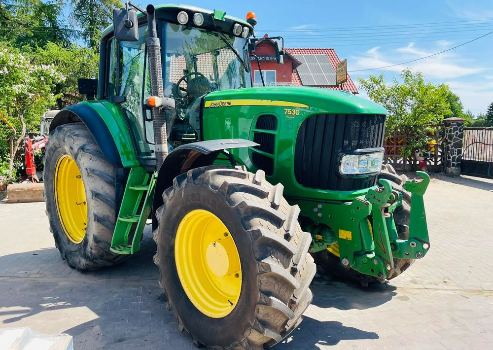 John Deere 7530 PREMIUM - جرار: صورة 2 John Deere 7530 PREMIUM - جرار: صورة 2
