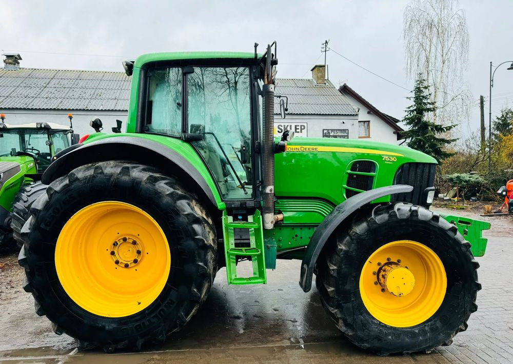 John Deere 7530 PREMIUM - جرار: صورة 1 John Deere 7530 PREMIUM - جرار: صورة 1
