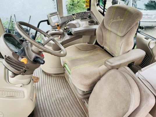 John Deere 7530 PREMIUM - جرار: صورة 2 John Deere 7530 PREMIUM - جرار: صورة 2