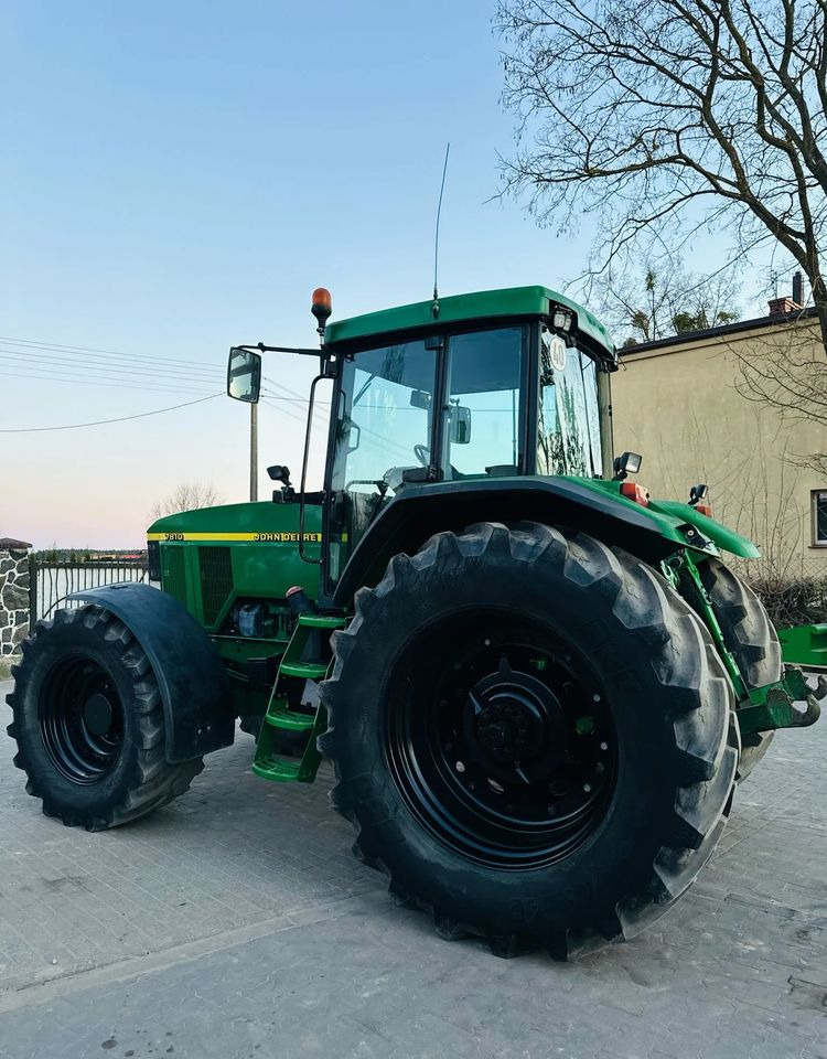 John Deere 7810 - جرار: صورة 2 John Deere 7810 - جرار: صورة 2