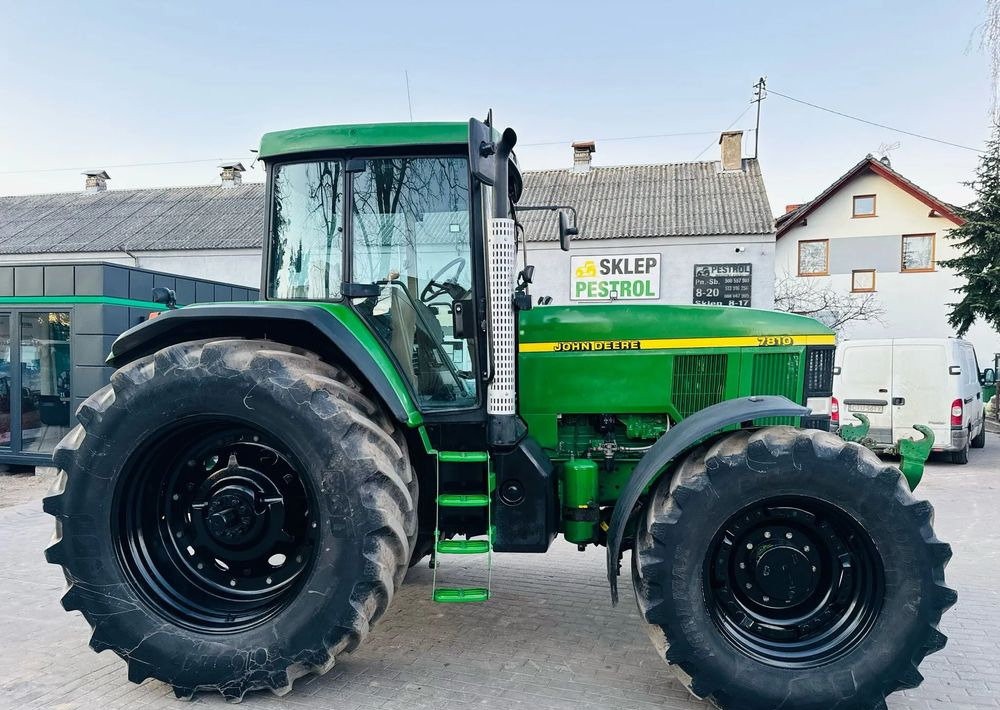 John Deere 7810 - جرار: صورة 4 John Deere 7810 - جرار: صورة 4