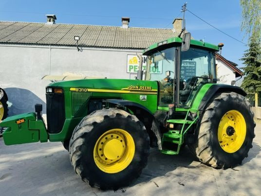 John Deere 8310 - جرار: صورة 3 John Deere 8310 - جرار: صورة 3