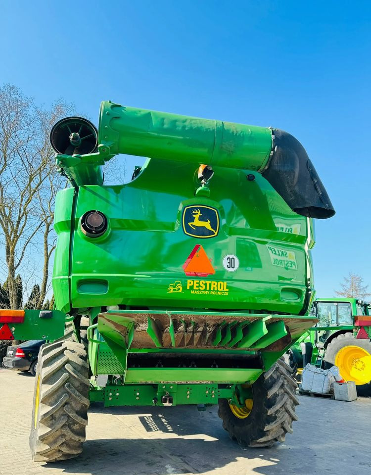 John Deere S660i - حصادة موحَّدة: صورة 4 John Deere S660i - حصادة موحَّدة: صورة 4