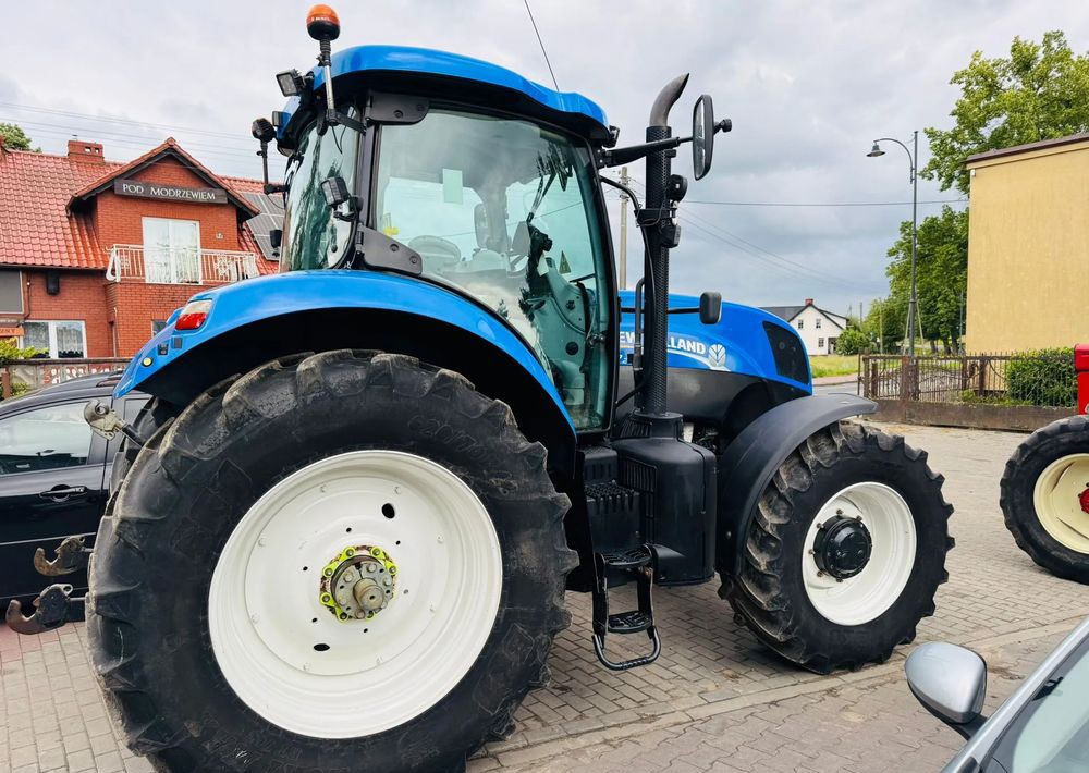 New Holland T7.210 - جرار: صورة 5 New Holland T7.210 - جرار: صورة 5