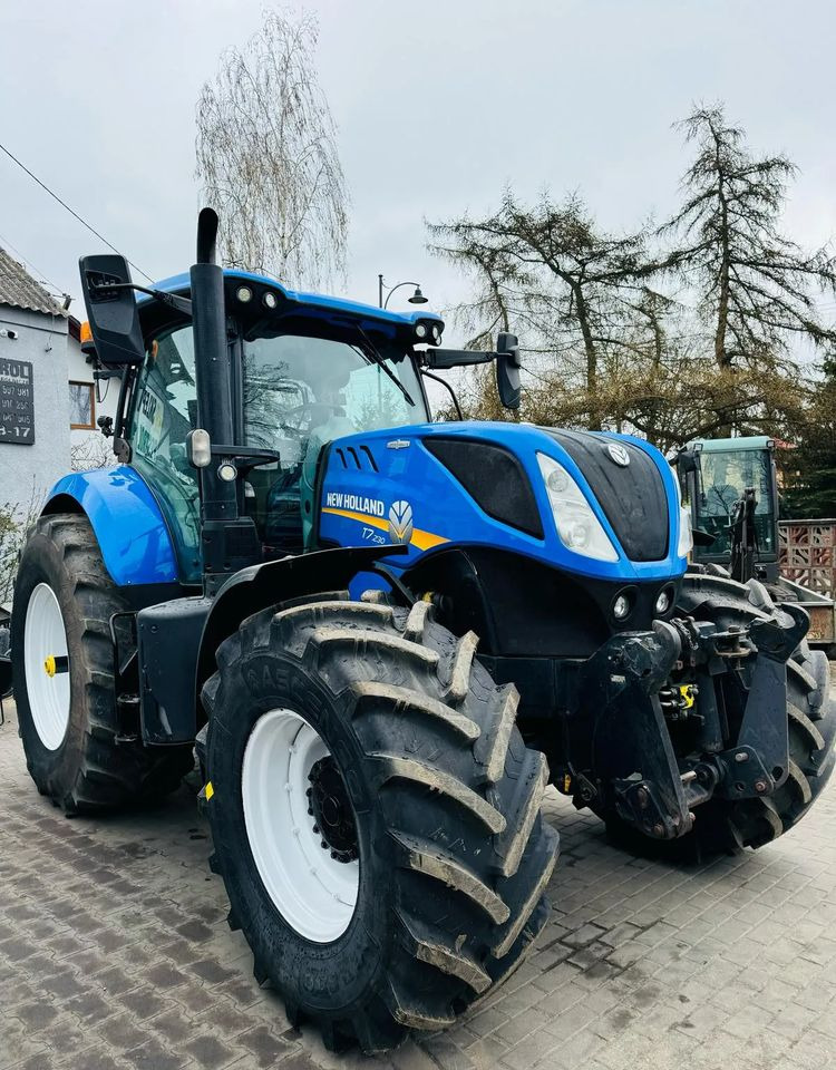 New Holland T7.230 AUTOCOMMAND - جرار: صورة 2 New Holland T7.230 AUTOCOMMAND - جرار: صورة 2