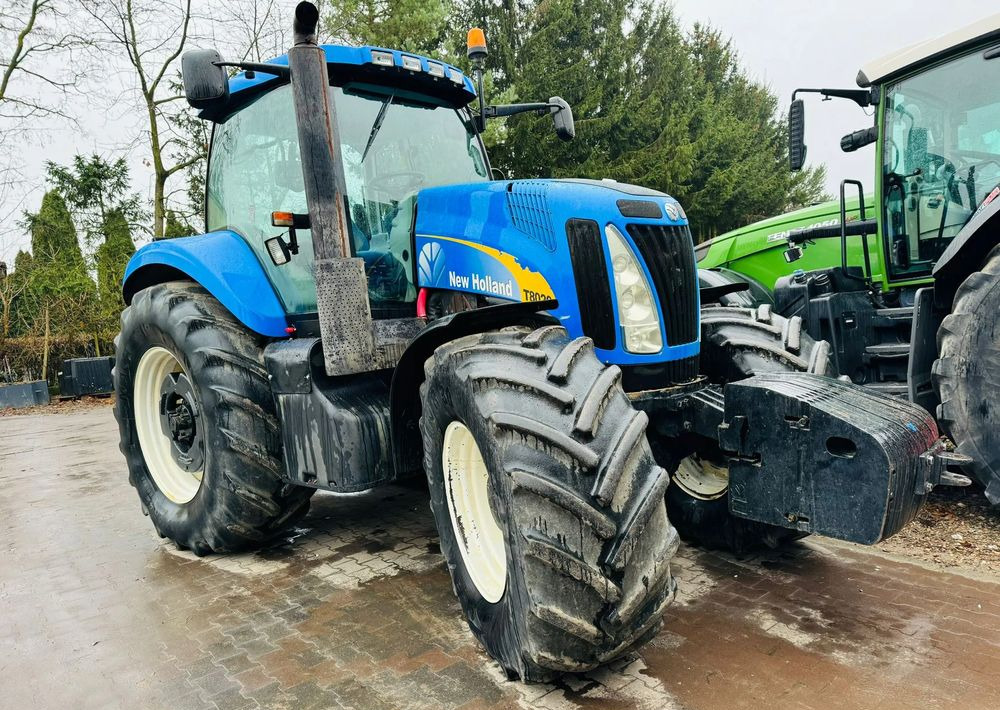 New Holland T8020 - جرار: صورة 3 New Holland T8020 - جرار: صورة 3