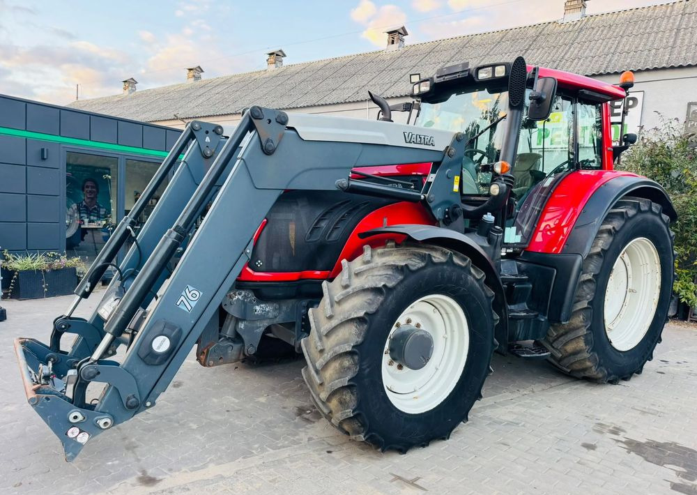Valtra T213 Versu - جرار: صورة 4 Valtra T213 Versu - جرار: صورة 4