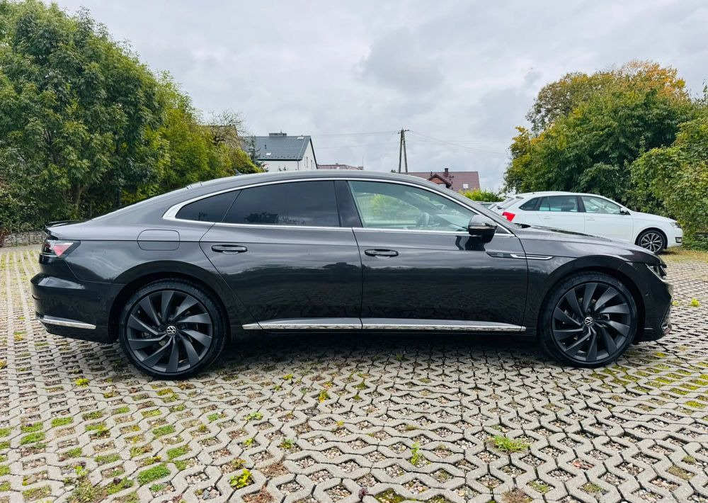 Volkswagen Arteon 2.0 TDI SCR DSG R-Line - كوبيه: صورة 4 Volkswagen Arteon 2.0 TDI SCR DSG R-Line - كوبيه: صورة 4