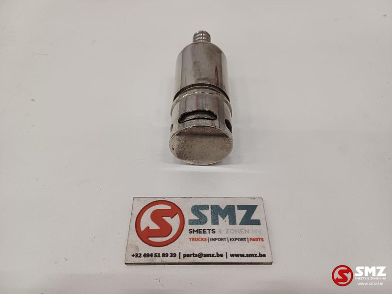 Caterpillar Refueling valve Caterpillar - نظام الوقود - معدات المناولة: صورة 3 Caterpillar Refueling valve Caterpillar - نظام الوقود - معدات المناولة: صورة 3