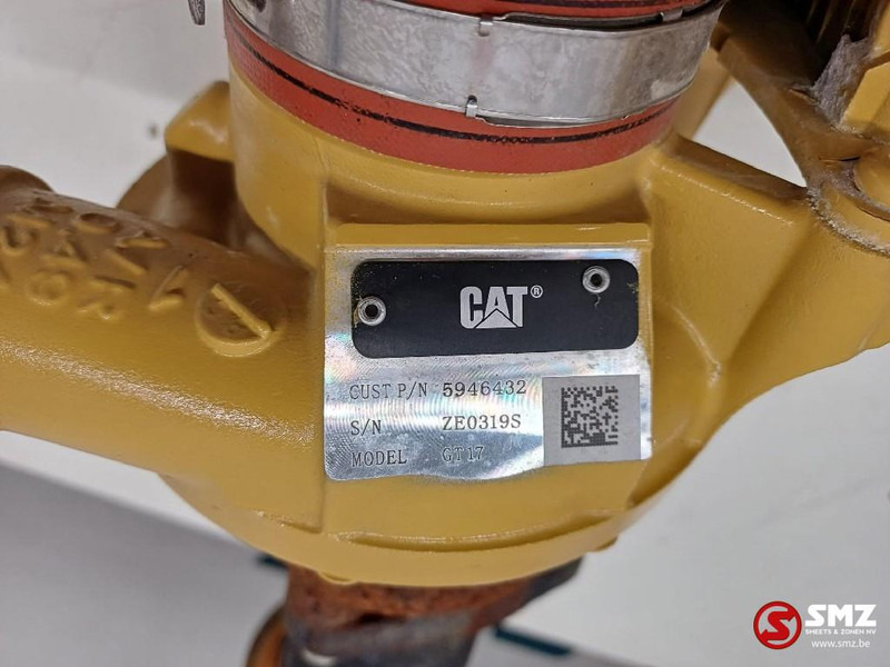 Caterpillar Turbocharger Caterpillar - تربو - معدات المناولة: صورة 5 Caterpillar Turbocharger Caterpillar - تربو - معدات المناولة: صورة 5