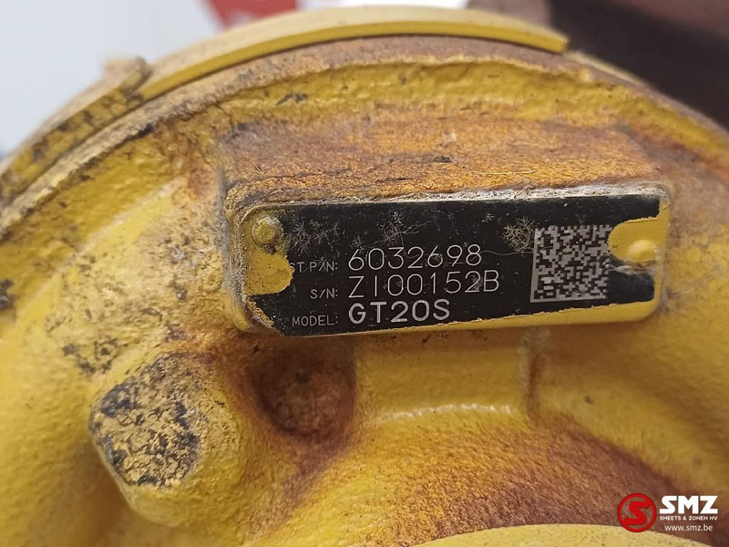 Caterpillar Turbocharger Caterpillar - تربو - معدات المناولة: صورة 5 Caterpillar Turbocharger Caterpillar - تربو - معدات المناولة: صورة 5