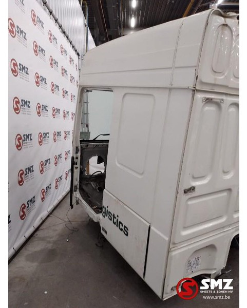 DAF Occ Cabine DAF XF106 space cab - الكابينة والداخلية - شاحنة: صورة 2 DAF Occ Cabine DAF XF106 space cab - الكابينة والداخلية - شاحنة: صورة 2