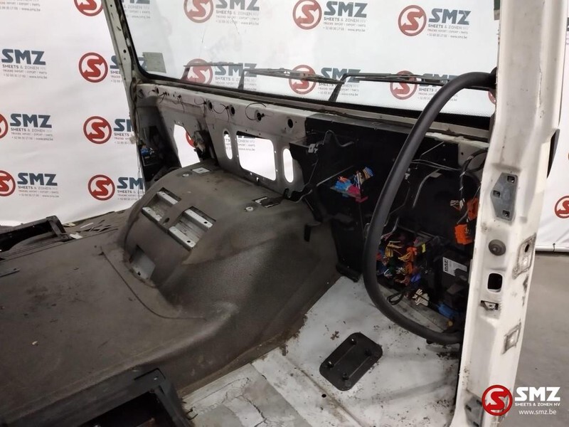 DAF Occ Cabine DAF XF106 space cab - كابينة - شاحنة: صورة 5 DAF Occ Cabine DAF XF106 space cab - كابينة - شاحنة: صورة 5
