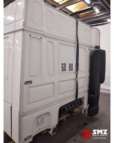 DAF Occ cabine DAF XF 106 SPACECAB EURO 6 - الكابينة والداخلية - شاحنة: صورة 4 DAF Occ cabine DAF XF 106 SPACECAB EURO 6 - الكابينة والداخلية - شاحنة: صورة 4