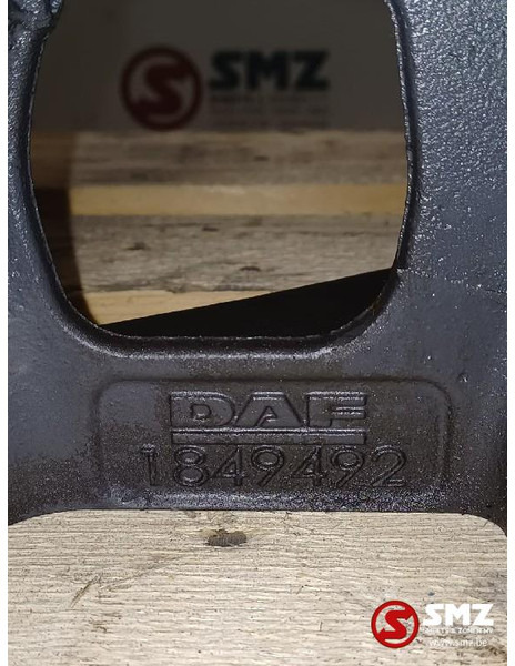 DAF Occ chassissteun links DAF - إطار/ شاسيه - شاحنة: صورة 5 DAF Occ chassissteun links DAF - إطار/ شاسيه - شاحنة: صورة 5