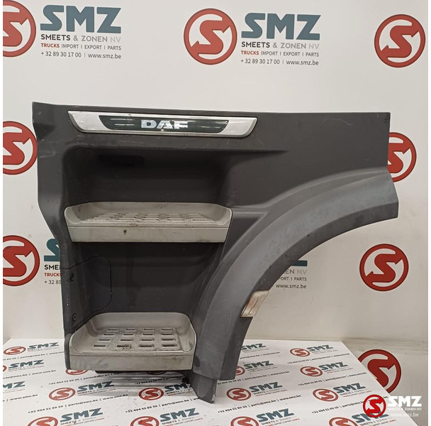 DAF Occ opstapbak links DAF - الكابينة والداخلية - شاحنة: صورة 1 DAF Occ opstapbak links DAF - الكابينة والداخلية - شاحنة: صورة 1