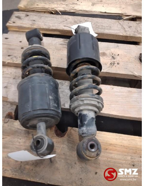 DAF Occ set cabineschokdempers DAF - تعليق الكابينة - شاحنة: صورة 2 DAF Occ set cabineschokdempers DAF - تعليق الكابينة - شاحنة: صورة 2