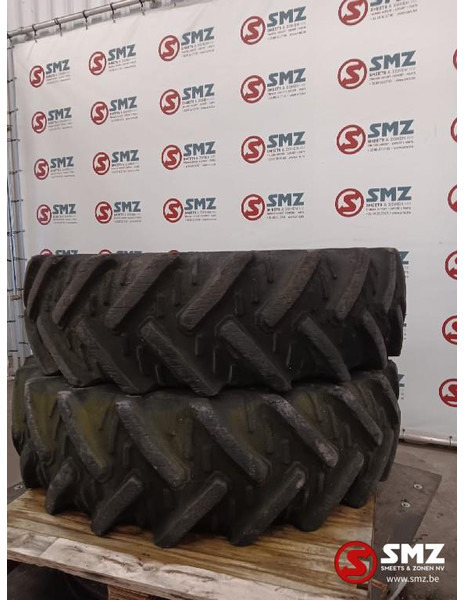 Diversen Occ tractorband Kleber 16.9R34 - إطارات - شاحنة: صورة 1 Diversen Occ tractorband Kleber 16.9R34 - إطارات - شاحنة: صورة 1