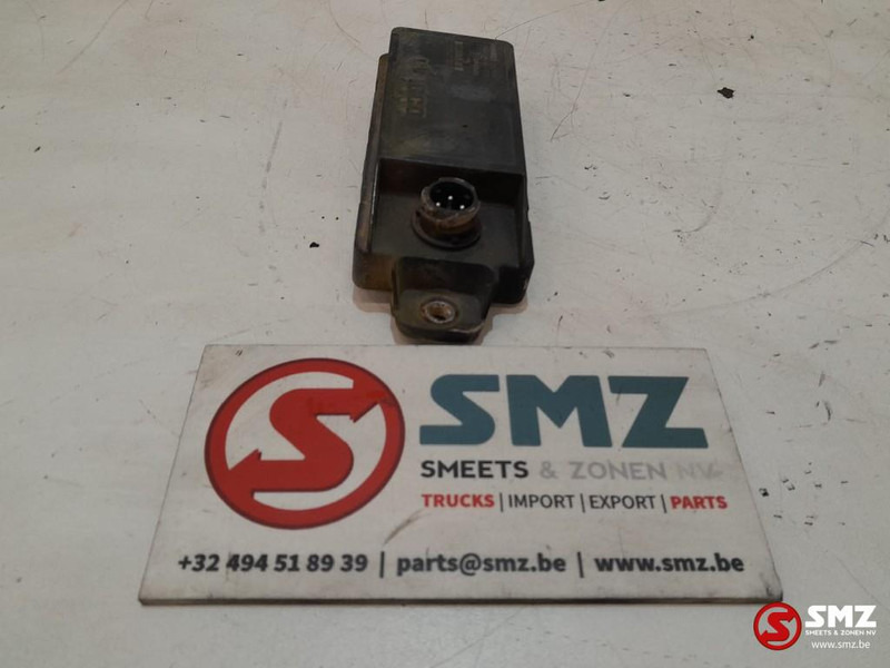 Iveco Occ ECU ESC regeleenheid Iveco - وحدة تحكم الكتروني - شاحنة: صورة 4 Iveco Occ ECU ESC regeleenheid Iveco - وحدة تحكم الكتروني - شاحنة: صورة 4