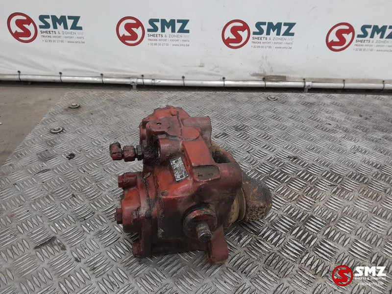 Iveco Occ Stuurhuis 130-13A Iveco - دودة دركسون - شاحنة: صورة 4 Iveco Occ Stuurhuis 130-13A Iveco - دودة دركسون - شاحنة: صورة 4