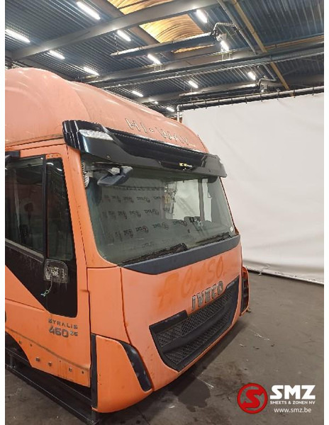 Iveco Occ cabine compleet Hi Way Stralis Iveco - الكابينة والداخلية - شاحنة: صورة 2 Iveco Occ cabine compleet Hi Way Stralis Iveco - الكابينة والداخلية - شاحنة: صورة 2