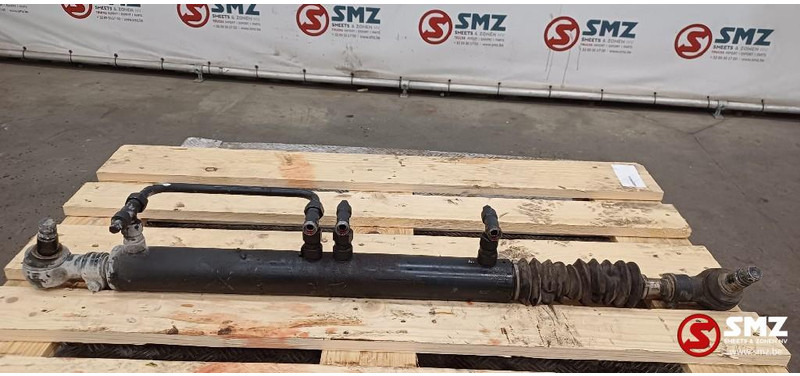 Iveco Occ hydraulische stuurcilinder Iveco - مقود - شاحنة: صورة 1 Iveco Occ hydraulische stuurcilinder Iveco - مقود - شاحنة: صورة 1