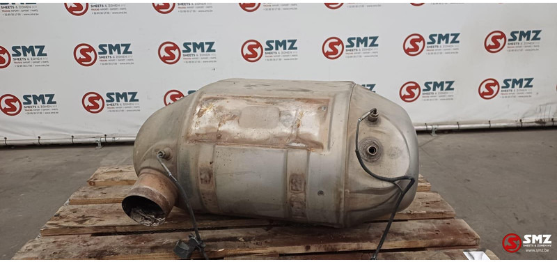 Iveco Occ uitlaatdemper Euro 5 Iveco - كاتم الصوت - شاحنة: صورة 1 Iveco Occ uitlaatdemper Euro 5 Iveco - كاتم الصوت - شاحنة: صورة 1