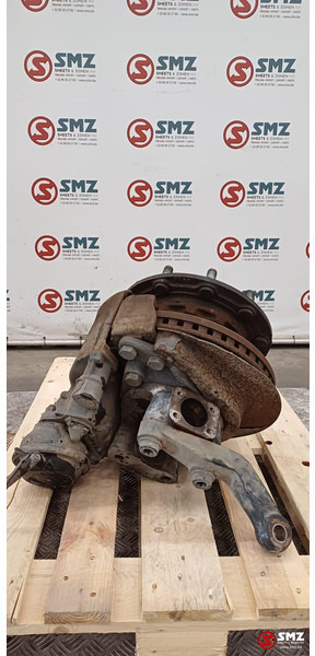 Iveco Occ wielnaaf + remklauw links meeloopas Iveco - مقود - شاحنة: صورة 2 Iveco Occ wielnaaf + remklauw links meeloopas Iveco - مقود - شاحنة: صورة 2