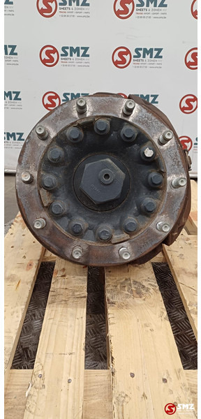 Iveco Occ wielnaaf + remklauw rechts meeloopas Iveco - مقود - شاحنة: صورة 2 Iveco Occ wielnaaf + remklauw rechts meeloopas Iveco - مقود - شاحنة: صورة 2