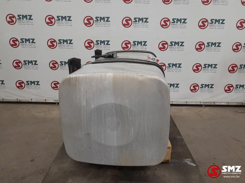 MAN Occ brandstoftank 600L + steunen MAN - خزان الوقود - شاحنة: صورة 4 MAN Occ brandstoftank 600L + steunen MAN - خزان الوقود - شاحنة: صورة 4