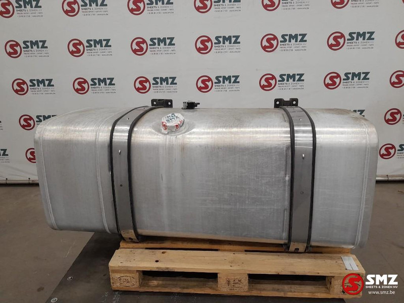 MAN Occ brandstoftank 600L + steunen MAN - خزان الوقود - شاحنة: صورة 1 MAN Occ brandstoftank 600L + steunen MAN - خزان الوقود - شاحنة: صورة 1
